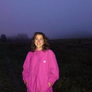 Meet your Posher, Béatrice